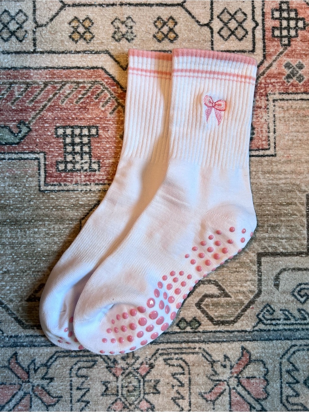 Women's Crew Pilates Grip Socks with Pink bow Accent